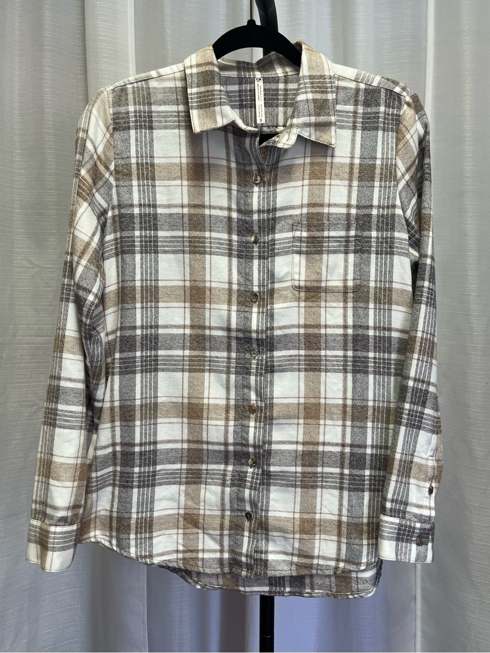 Kuhl Kamila flannel shirt features a neutral-toned plaid pattern | size small